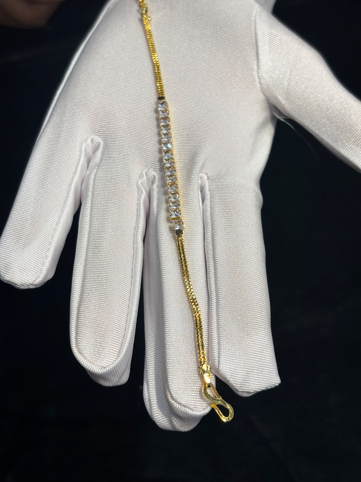 WOMEN BRACELET