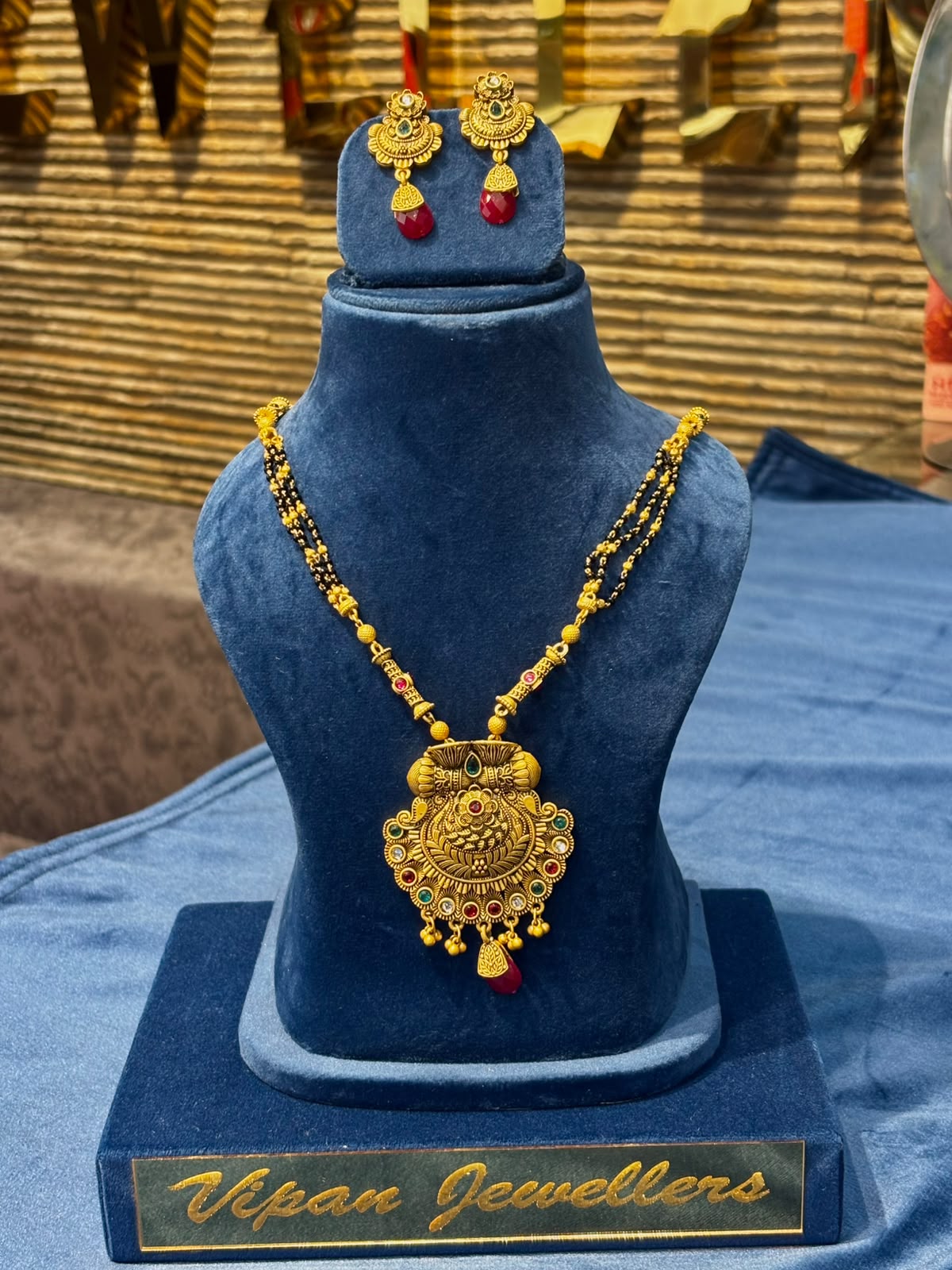 MANGALSUTRA